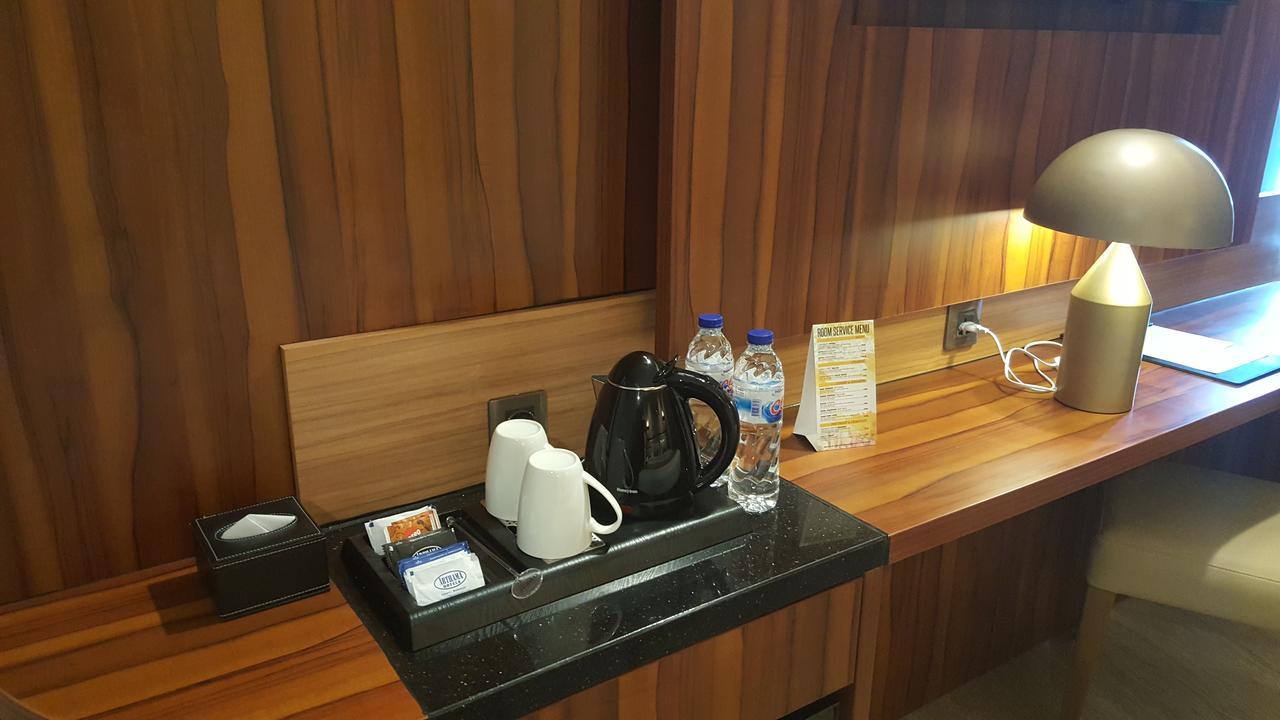 Arthama Hotels Makasar Exteriér fotografie