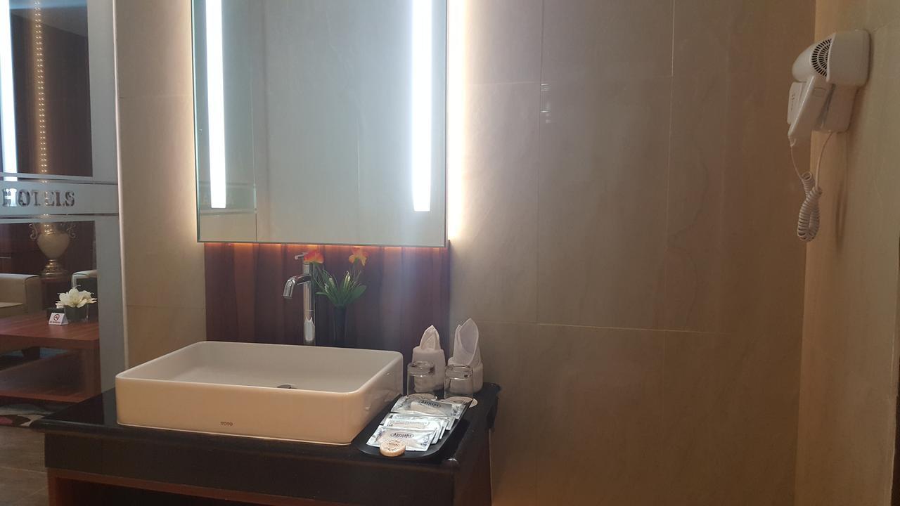 Arthama Hotels Makasar Exteriér fotografie